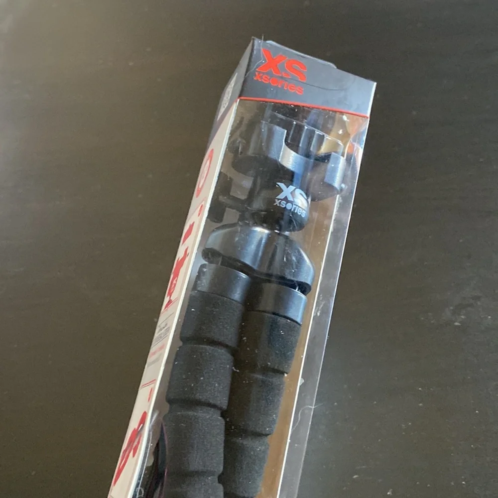Flexible tripod